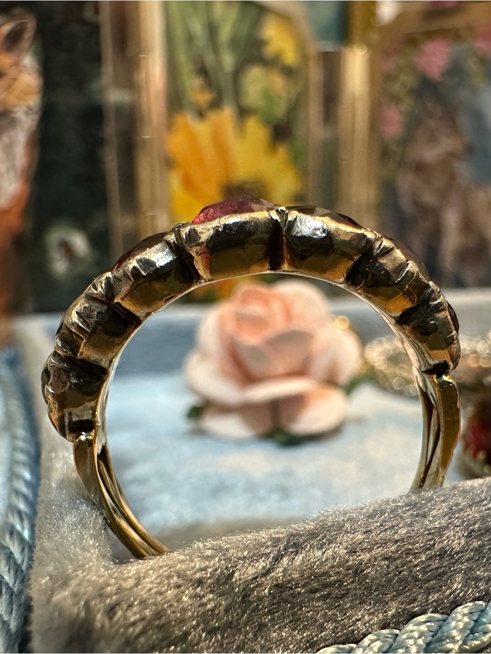 Antique Georgian 9ct Gold Garnet 7-Stone Ring Band Size 7.75 - Picture 9 of 16